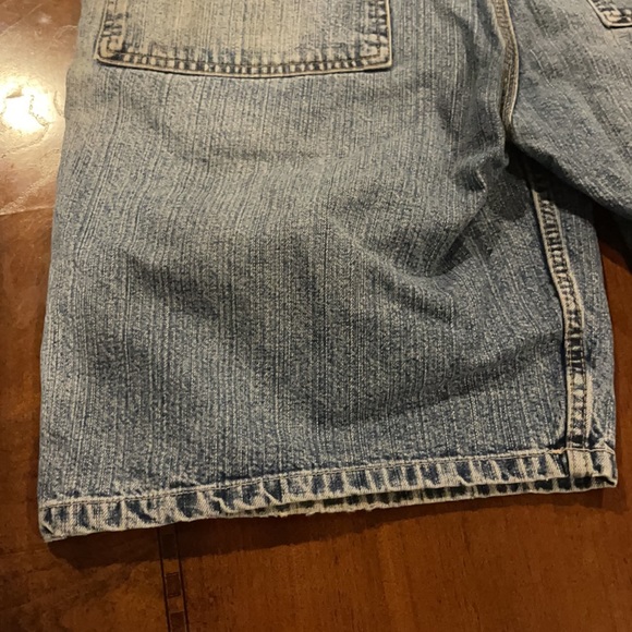 Arizona carpenter style blue jean shorts Size 34 - Picture 13 of 14